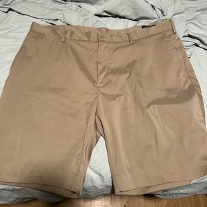 Ralph Lauren khaki shorts. 42